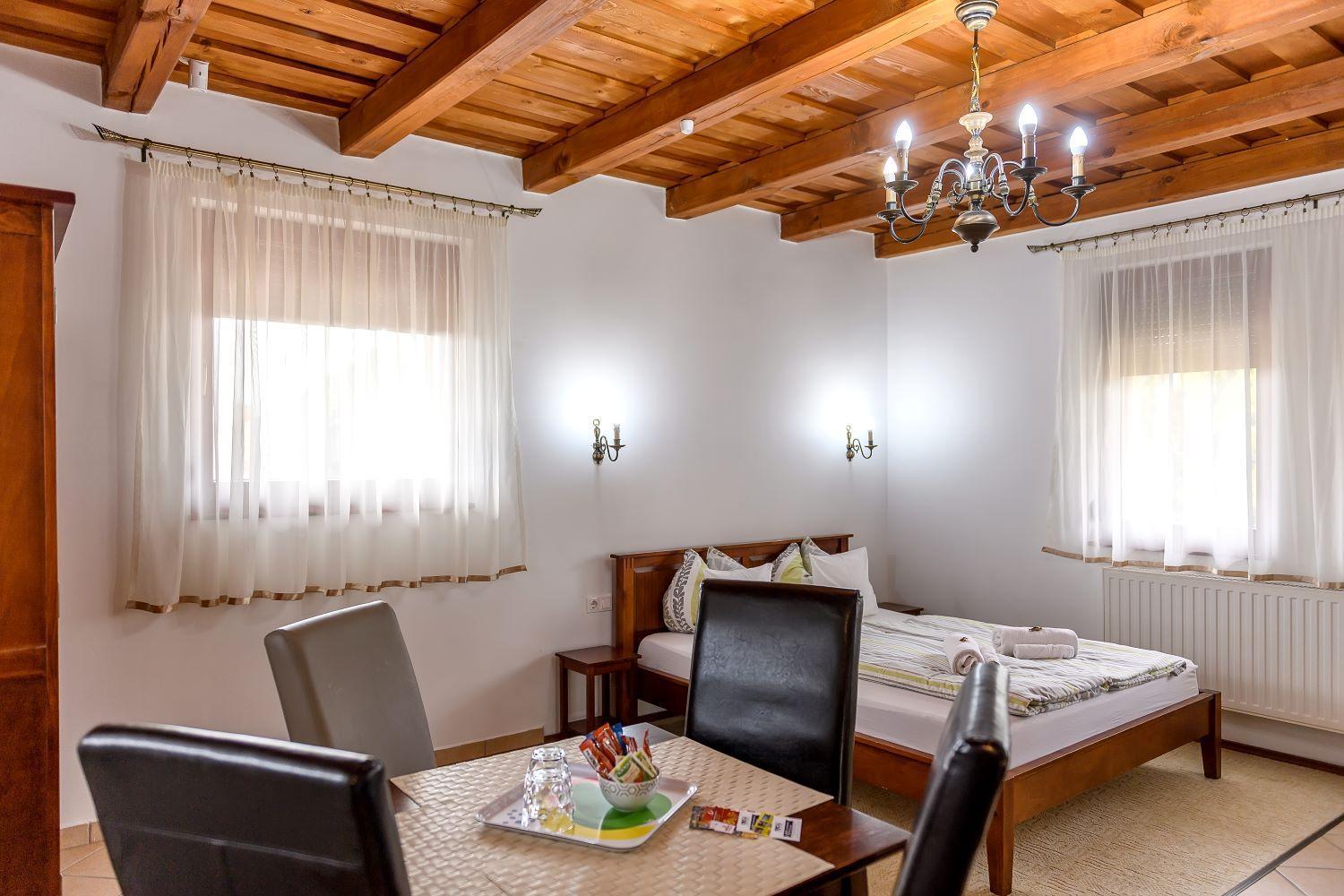 Cherry Apartmanhaz Шарвар Экстерьер фото