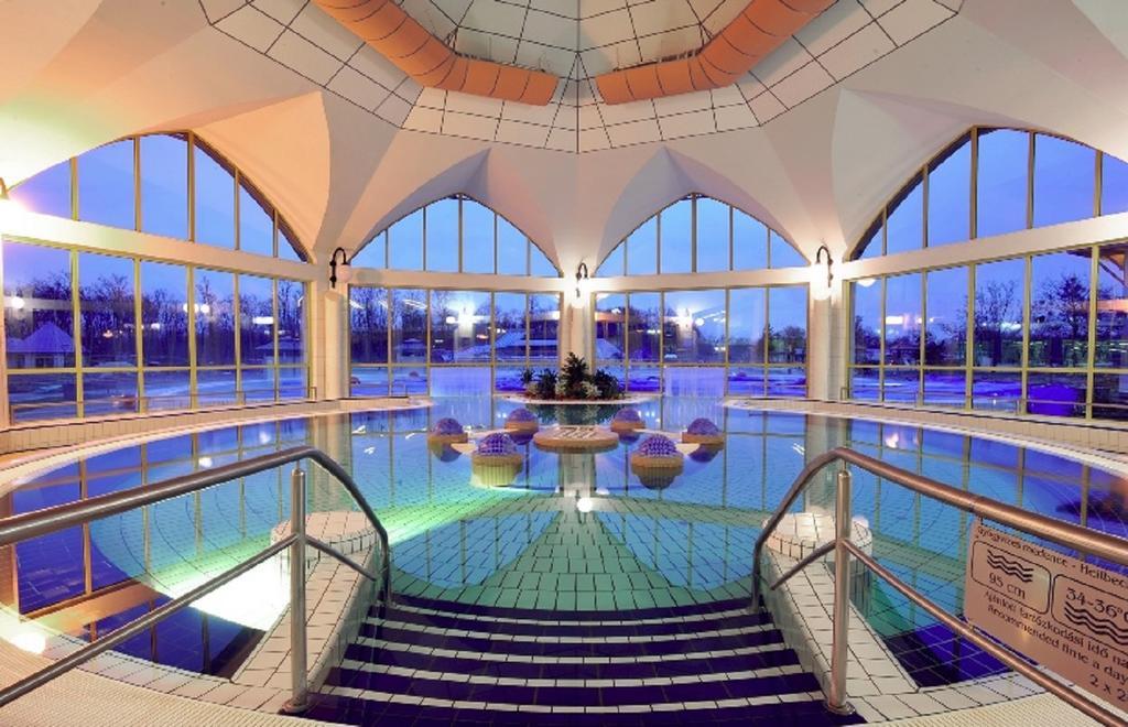 Cherry Apartmanhaz Шарвар Экстерьер фото
